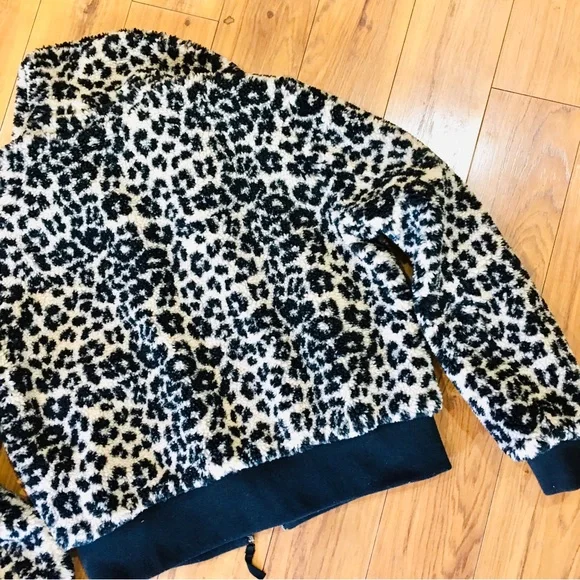 New York Company Fleece Sherpa cheetah animal print jacket coat winter m…